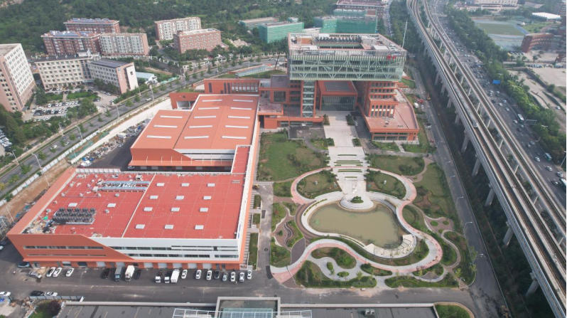 一汽解放青岛基地研发能力提升项目(山东省工程质量管理标准化示范工程、中国施工企业管理协会绿色建造项目)